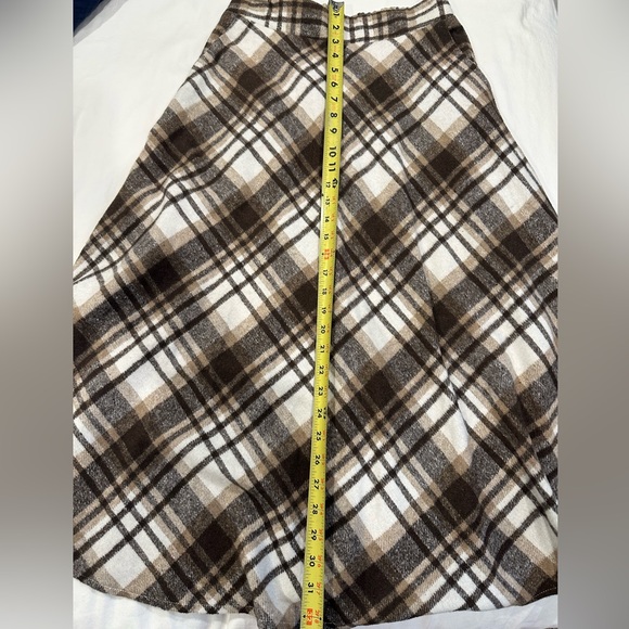 Plaid A-Line Skirt - Brown and Cream - Picture 2 of 8